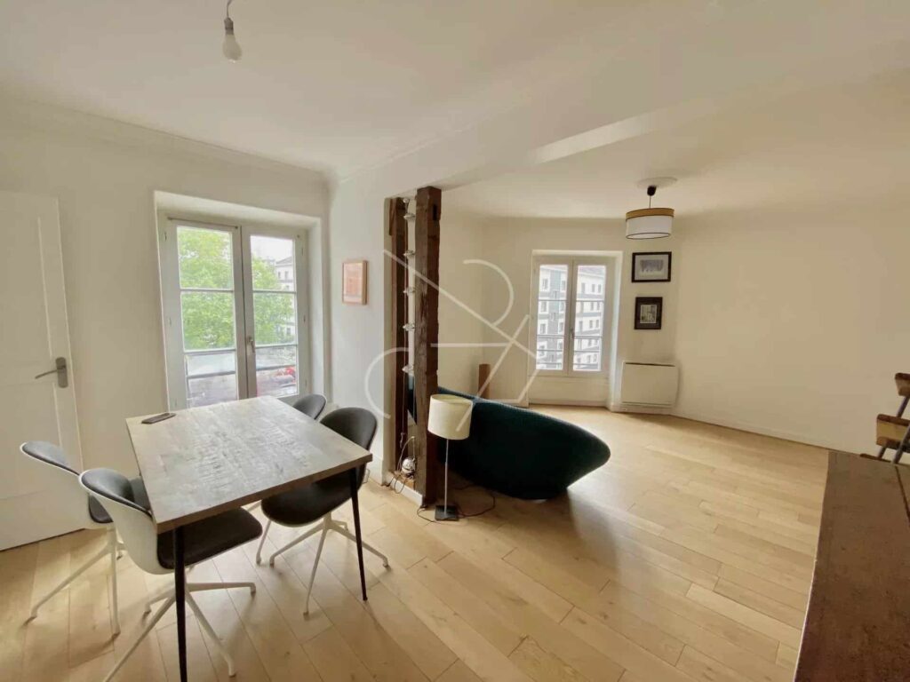 Appartement 2 pièces lumineux avec vue dégagée
